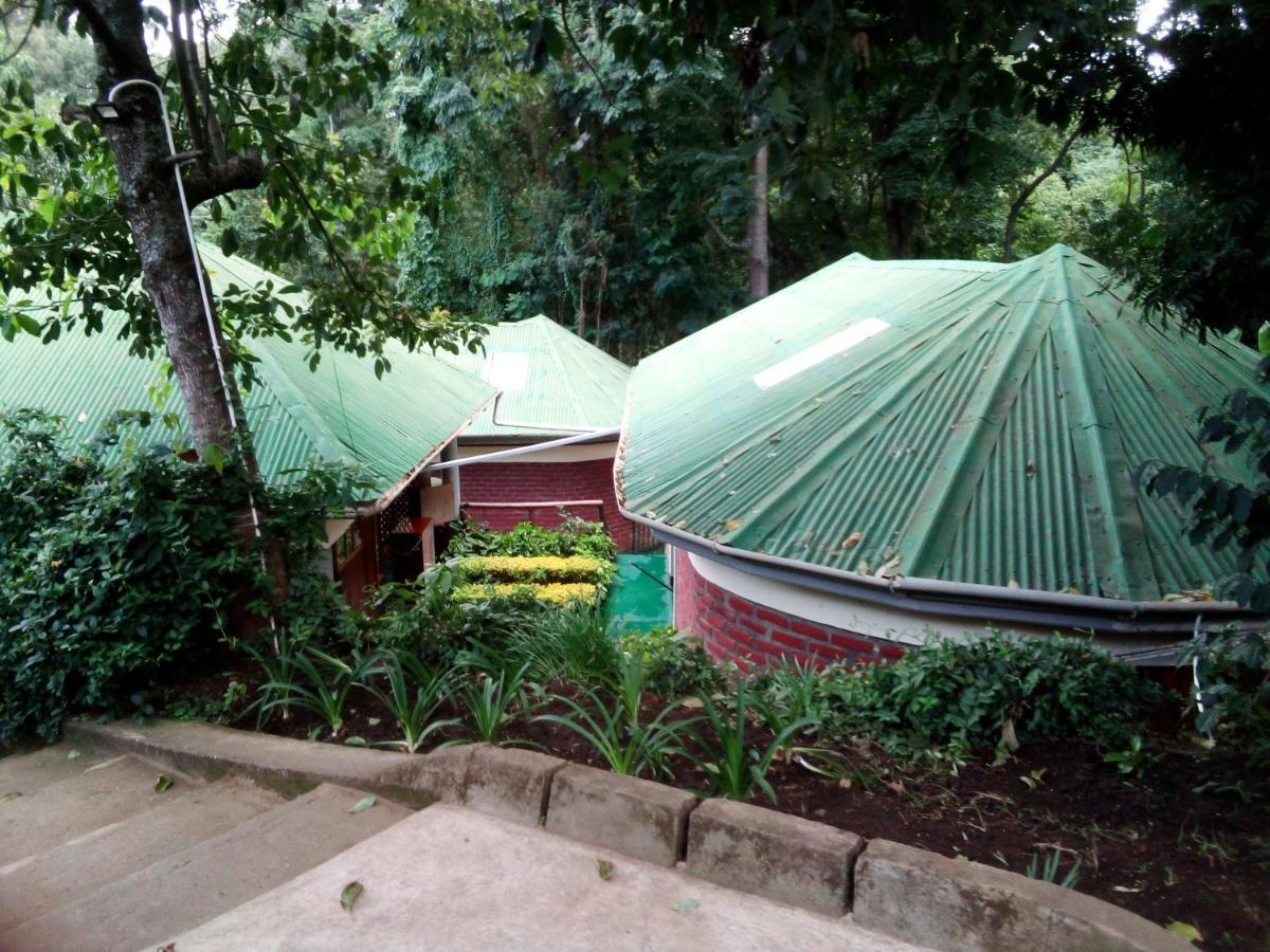 Themi Valley Eco And Cultural Tourism Homestay Arusha Exterior foto