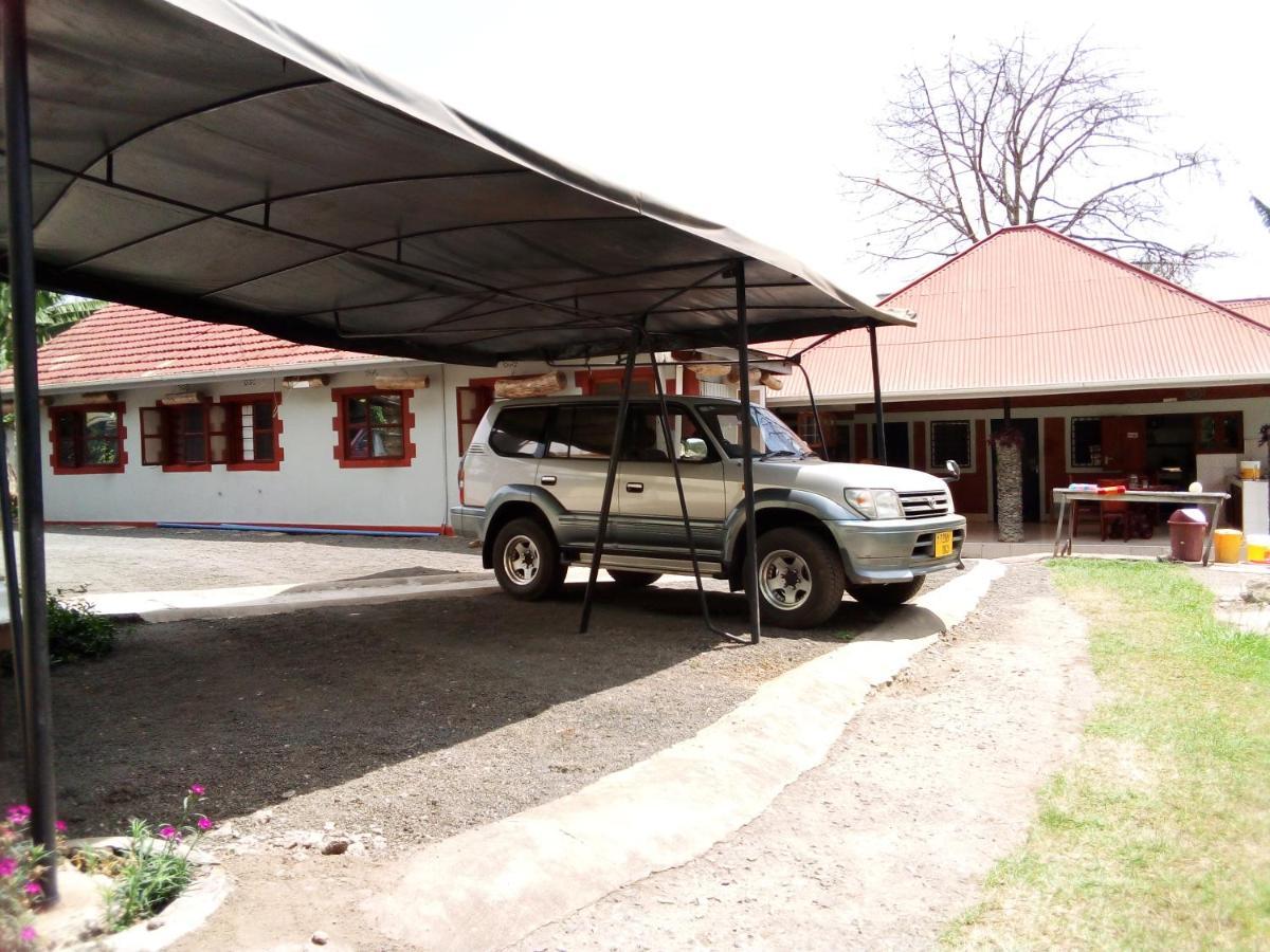 Themi Valley Eco And Cultural Tourism Homestay Arusha Exterior foto